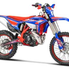 COPRISELLA BETA RR ROSSO CON TASCHINO (OEM 2025-2026)